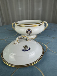 Kaiserliche Suppenterrine mit Deckel von S.M.Y. Hohenzollern, datiert 1911 – Porzellan aus dem Besitz Kaiser Wilhelm II.