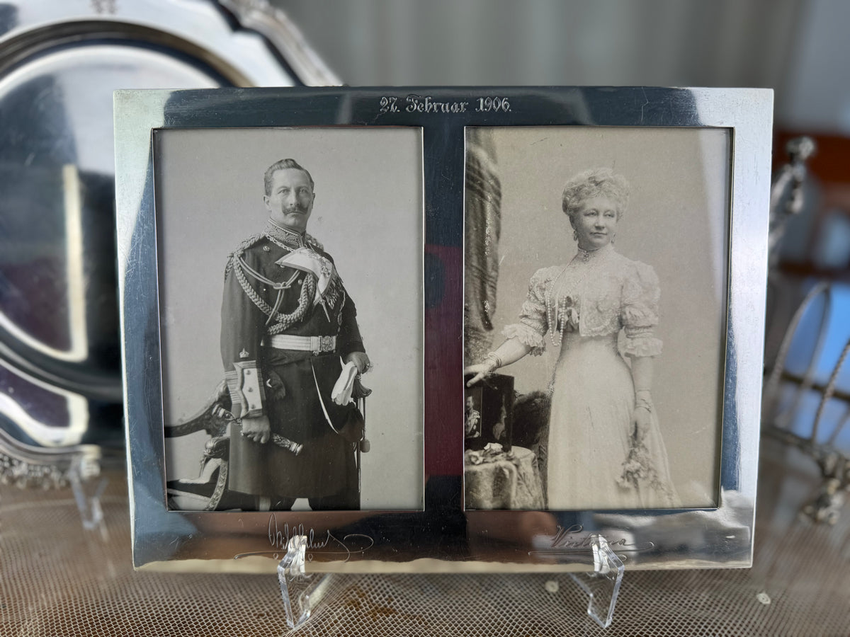Geschenkrahmen Silberne Hochzeit Kaiser Wilhelm und Kaiserin Auguste Victoria, datiert 1906