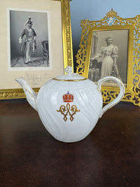 Neuosier Teekanne 1905 – Kronprinz Wilhelm von Preußen, KPM Berlin, kaiserliches Porzellan