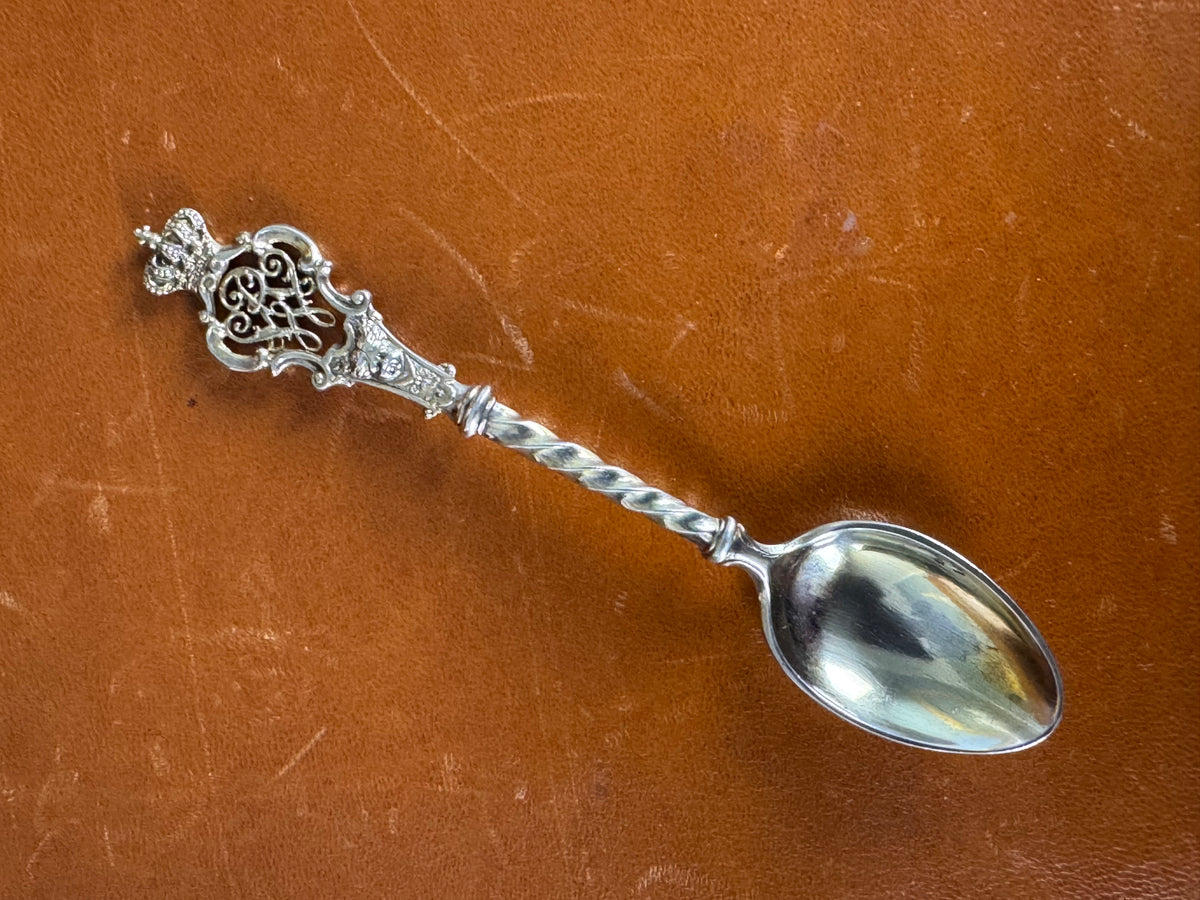 Kaiserlicher Zuckerlöffel aus Silber mit WR Monogramm von Kaiser Wilhelm I. um 1880 aus kaiserlichem Besitz