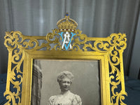 Feuervergoldeter Geschenkrahmen mit Portrait von Kaiserin Auguste Victoria, 1906