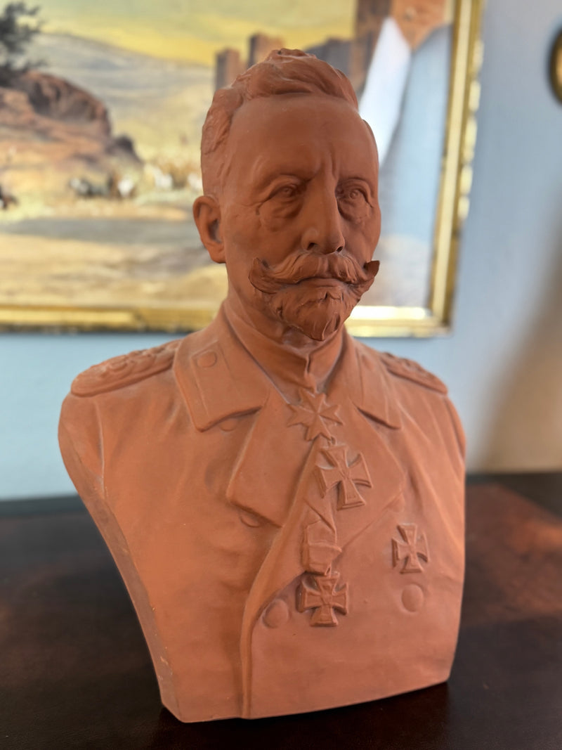 MAX BEZNER Terrakotta-Büste von Kaiser Wilhelm II., Cadinen, datiert 1928