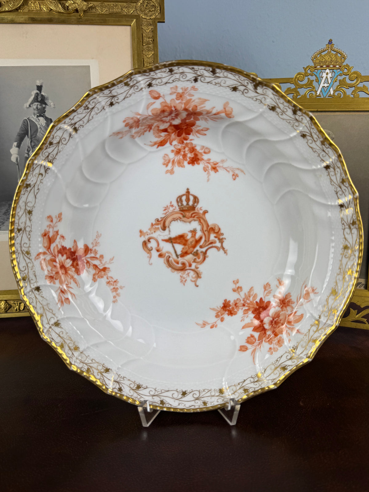 Neuosier Runde Servierplatte 1895 – Kaiser Wilhelm II., KPM Berlin, kaiserliches Porzellan
