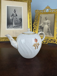 Neuosier Teekanne 1905 – Kronprinz Wilhelm von Preußen, KPM Berlin, kaiserliches Porzellan