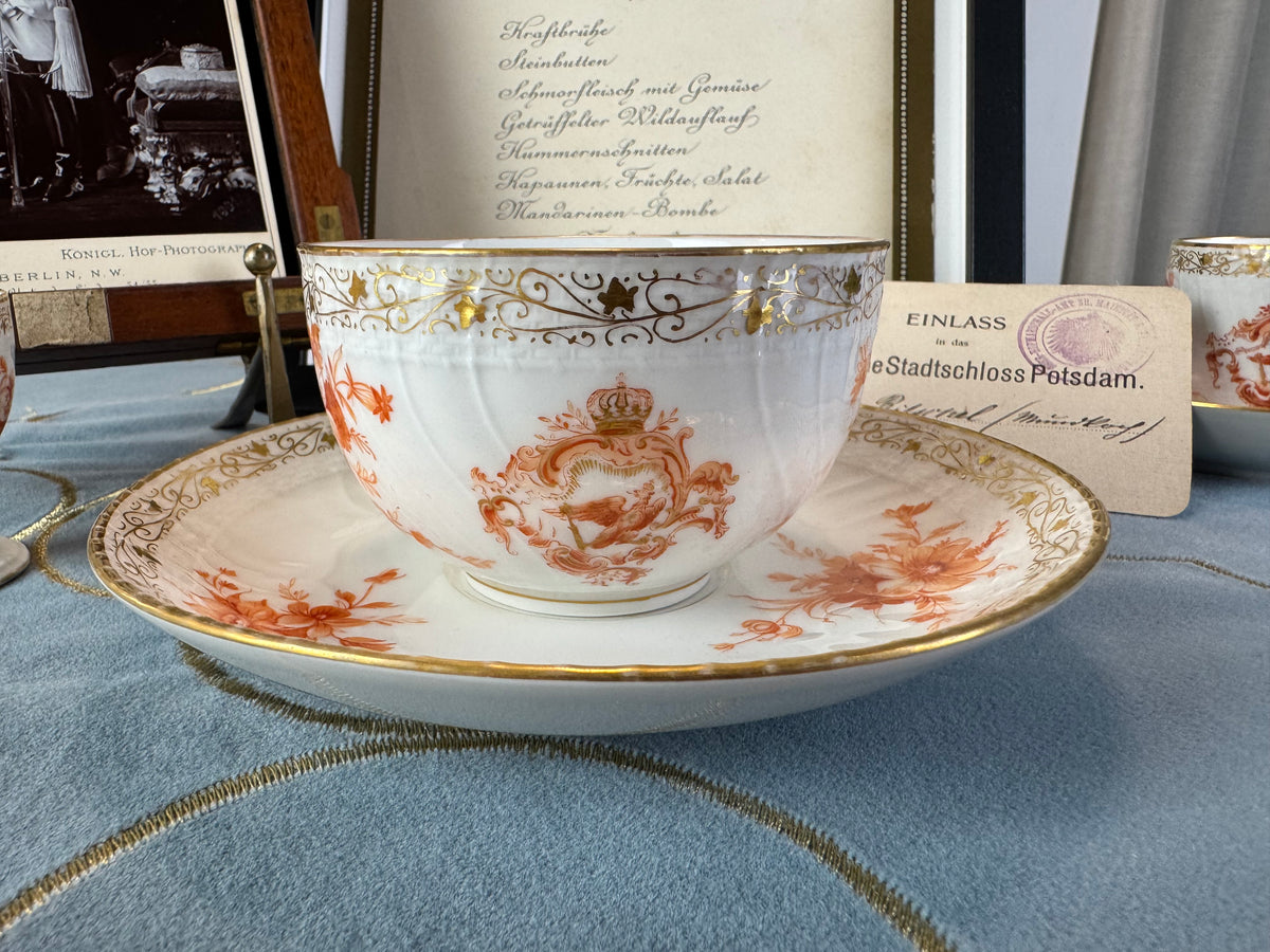Neuosier Tasse und Untertasse, Kaiser Wilhelm II, datiert 1894 und 1897