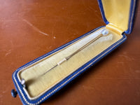 Anstecknadel aus 585 Gold mit echter Perle im originalen Etui von Friedländer Berlin