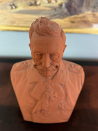 MAX BEZNER Terrakotta-Büste von Kaiser Wilhelm II., Cadinen, datiert 1928