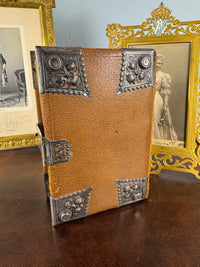 Kaiserin Auguste Victoria – Geschenk‑Bibel von 1896 mit Widmung