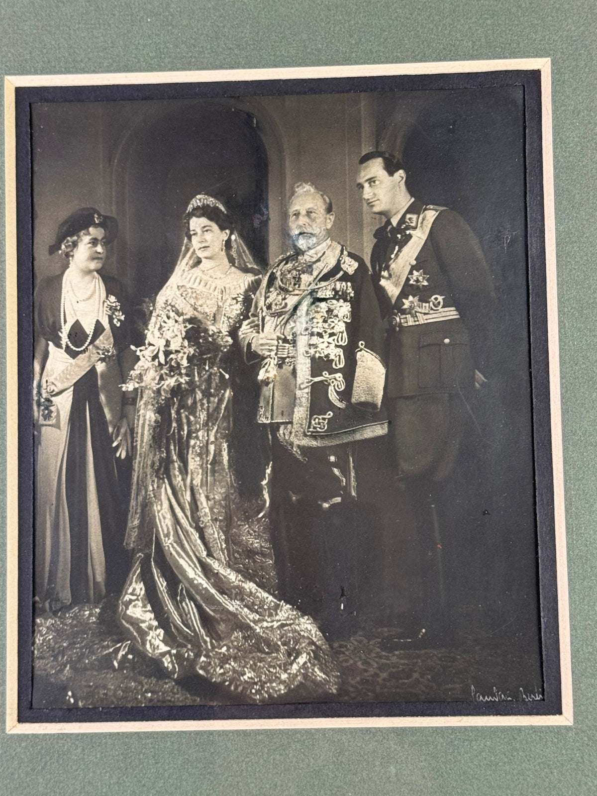 Geschenkrahmen anlässlich der Hochzeit von Prinz Louis Ferdinand von Preußen mit Großfürstin Kira Kirillowna Romanowa, datiert 4. Mai 1938