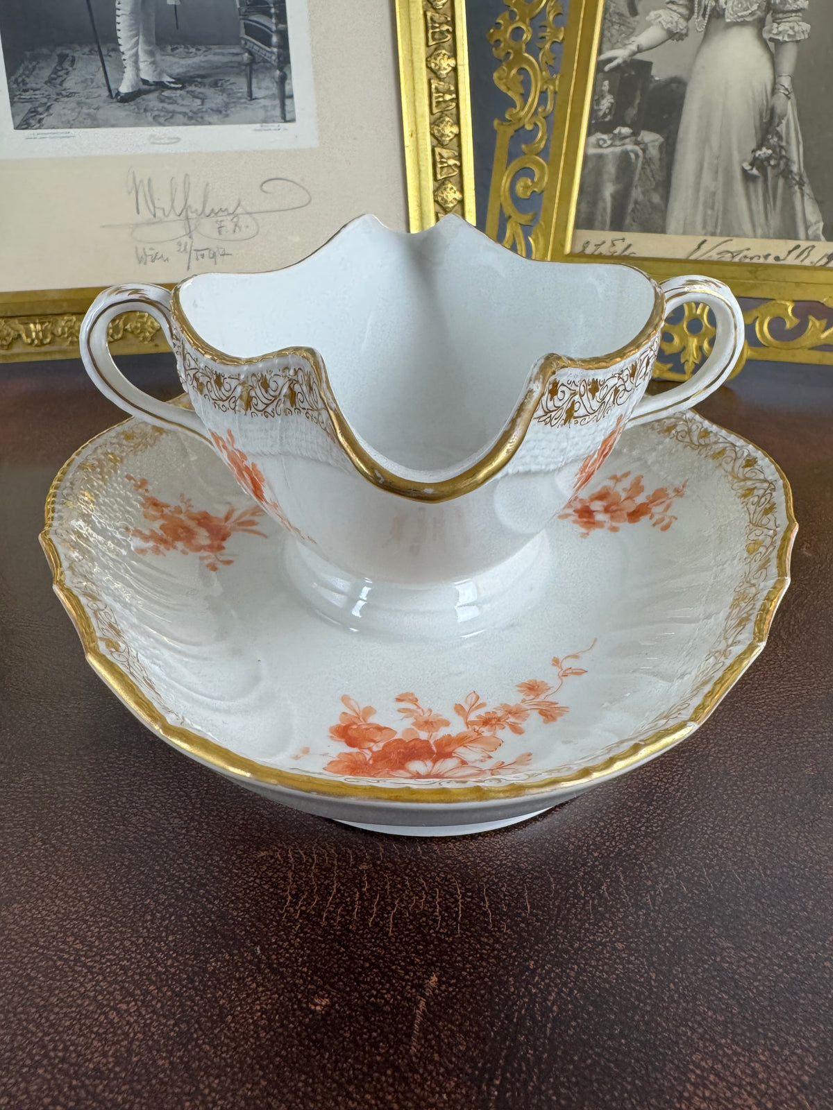 Neuosier Sauciere 1899 – Kaiser Wilhelm II., KPM Berlin, kaiserliches Tafelgeschirr