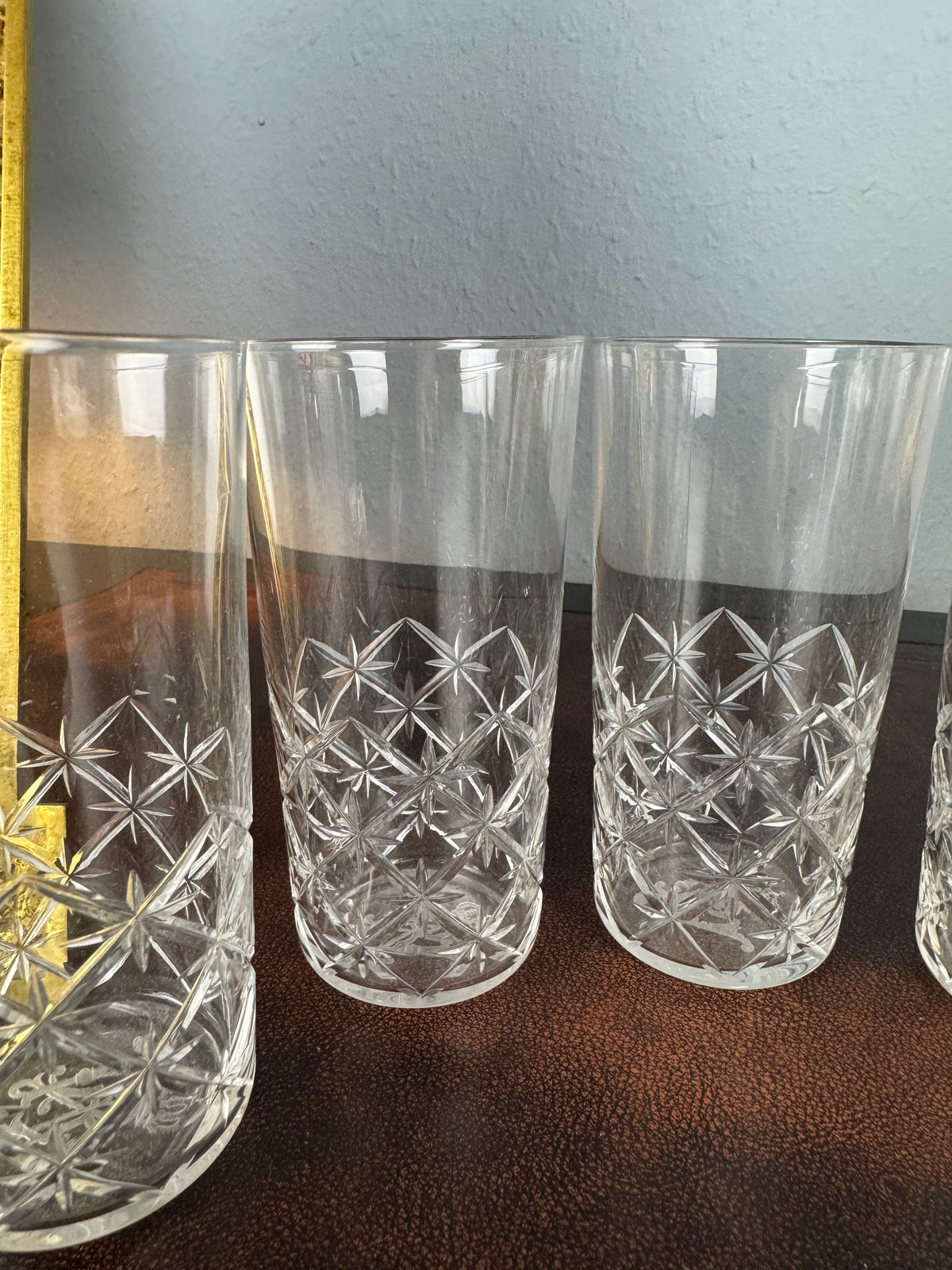 Six grands verres à eau, Guillaume II, vers 1890