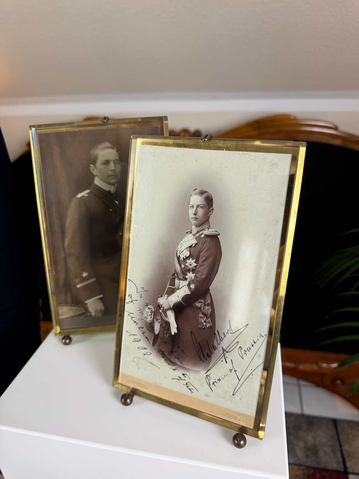 Konvolut Bilder & Co. und Messjacke, Adalbert von Preußen, ca. 1908