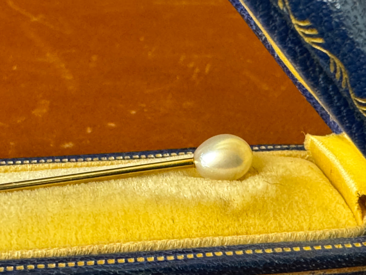 Anstecknadel aus 585 Gold mit echter Perle im originalen Etui von Friedländer Berlin