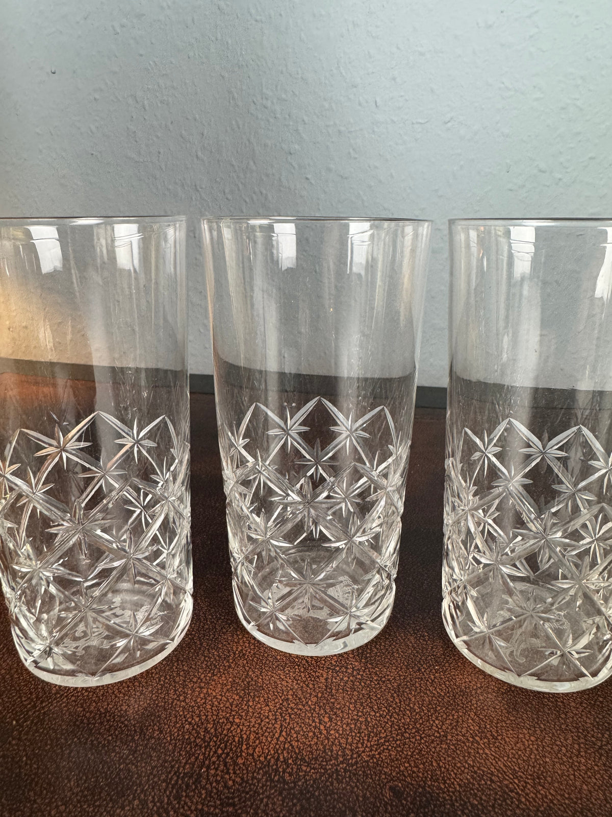Six grands verres à eau, Guillaume II, vers 1890