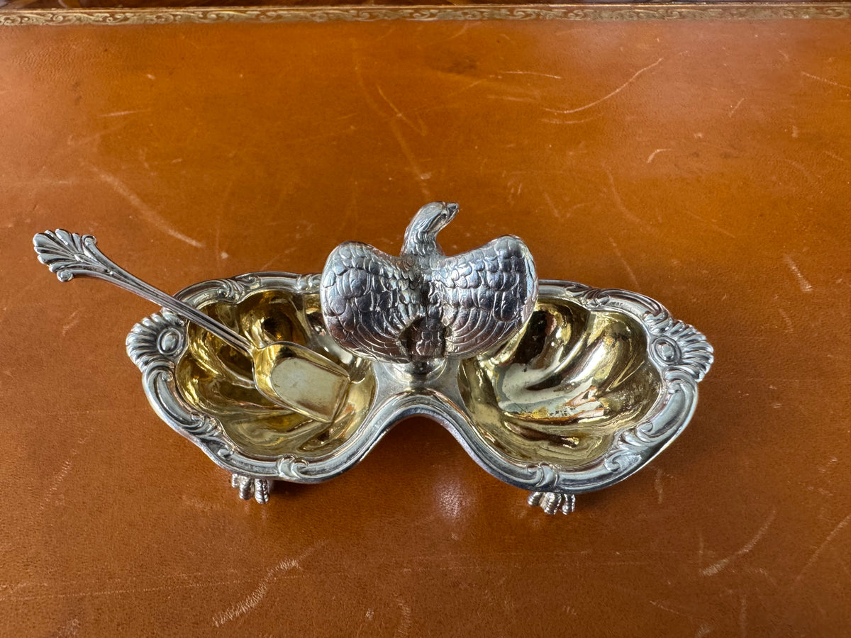 Kaiserliches Salzgefäß von Sy und Wagner mit WR Monogramm Kaiser Wilhelm II und originalem Friedländer Salzlöffel um 1900