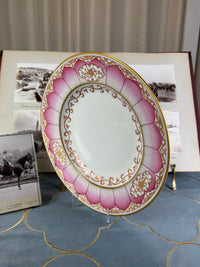 Kaiserliche Servierplatte aus dem Damaskus-Service – Kaiser Wilhelm II., datiert 1906