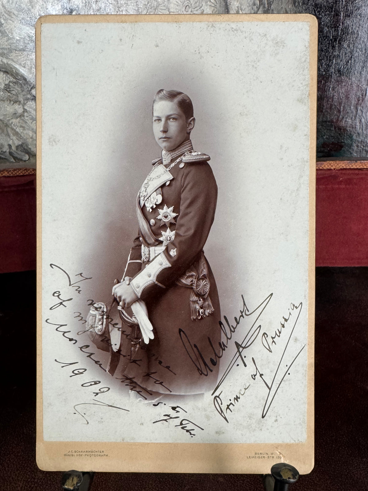 Konvolut Bilder & Co. und Messjacke, Adalbert von Preußen, ca. 1908