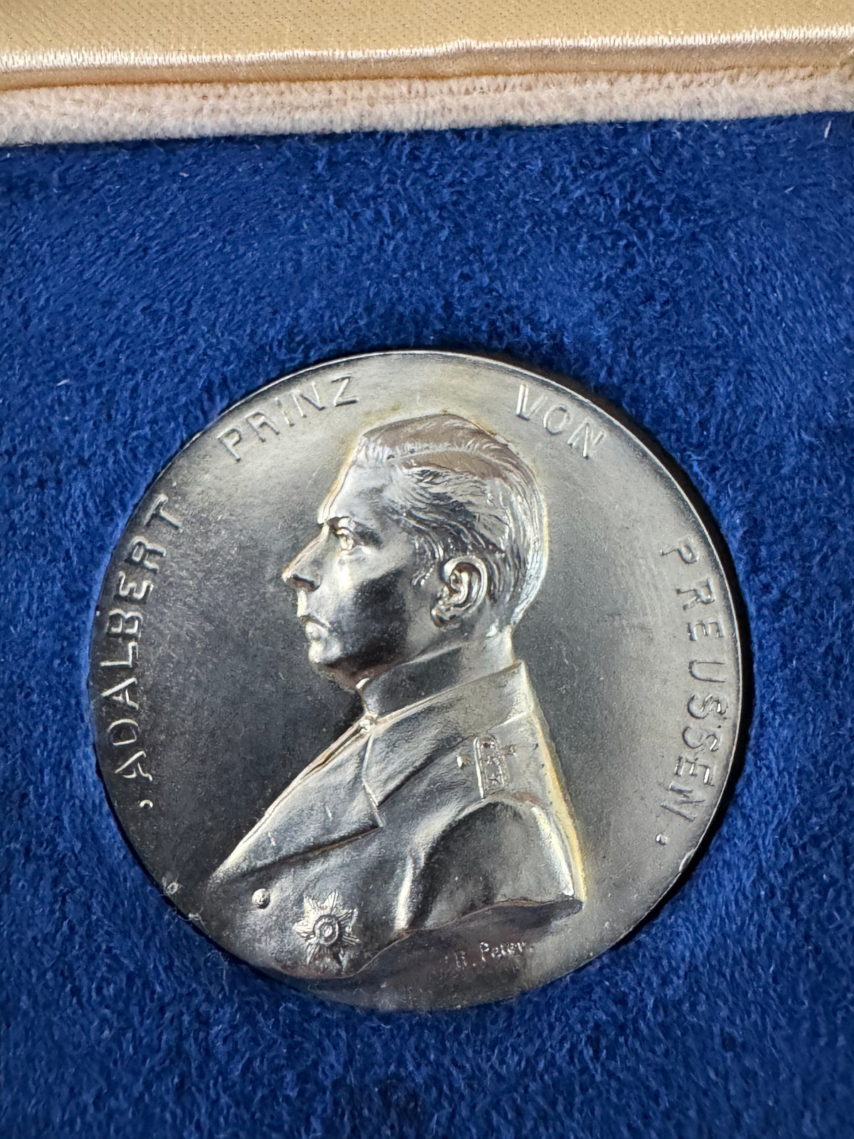 Seltene Porträtmedaille von Prinz Adalbert von Preußen 1915 von Hermann Peter mit originaler Begleitkarte und Etui