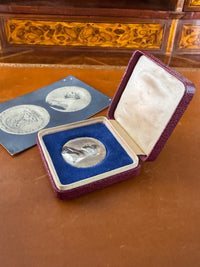 Seltene Porträtmedaille von Prinz Adalbert von Preußen 1915 von Hermann Peter mit originaler Begleitkarte und Etui