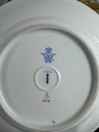 Plat de service du service de Damas, Kaiser Guillaume II, daté de 1906