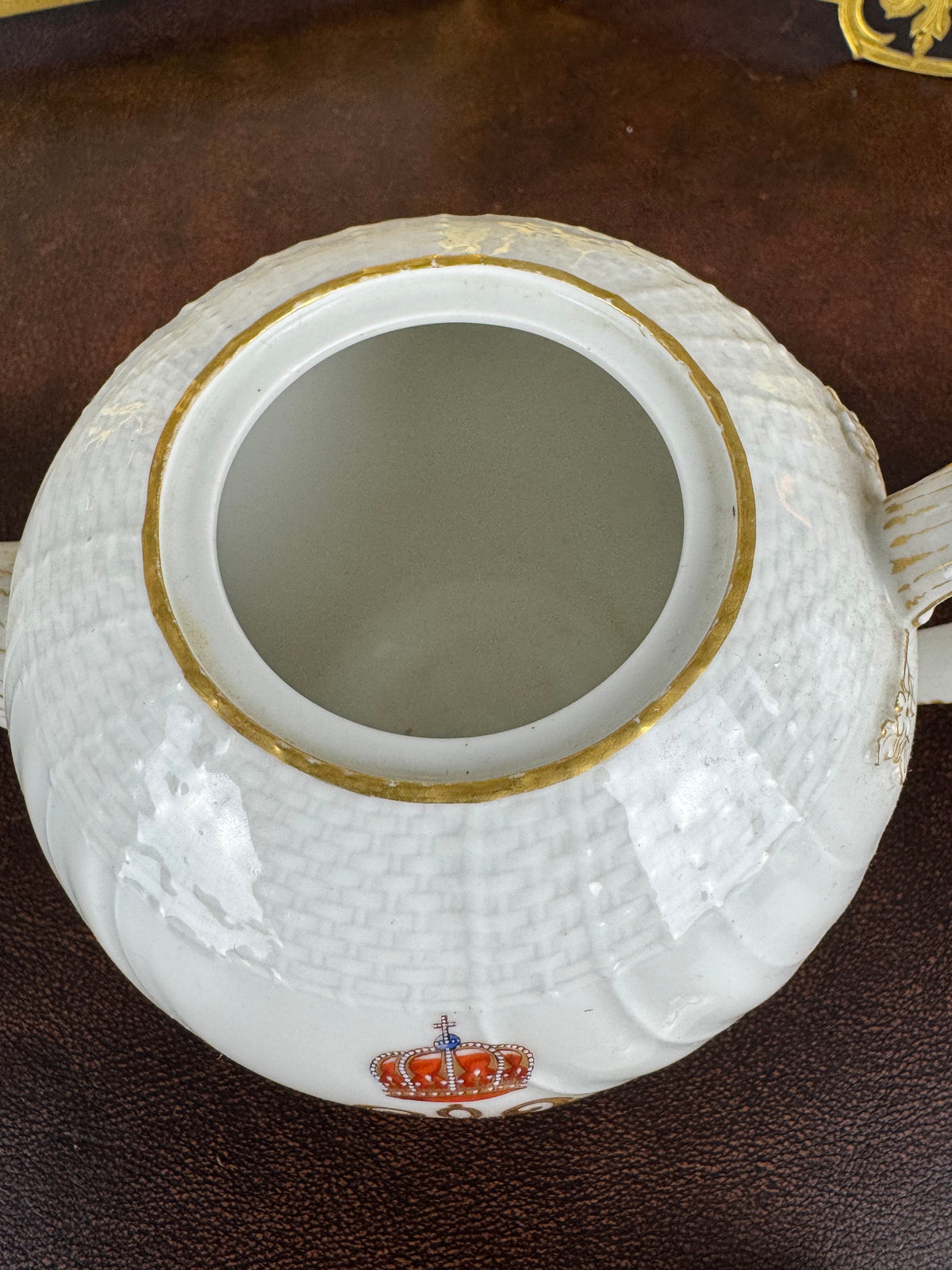 Neuosier Teekanne, Kronprinz Wilhelm von Preußen, datiert 1905 und 1906