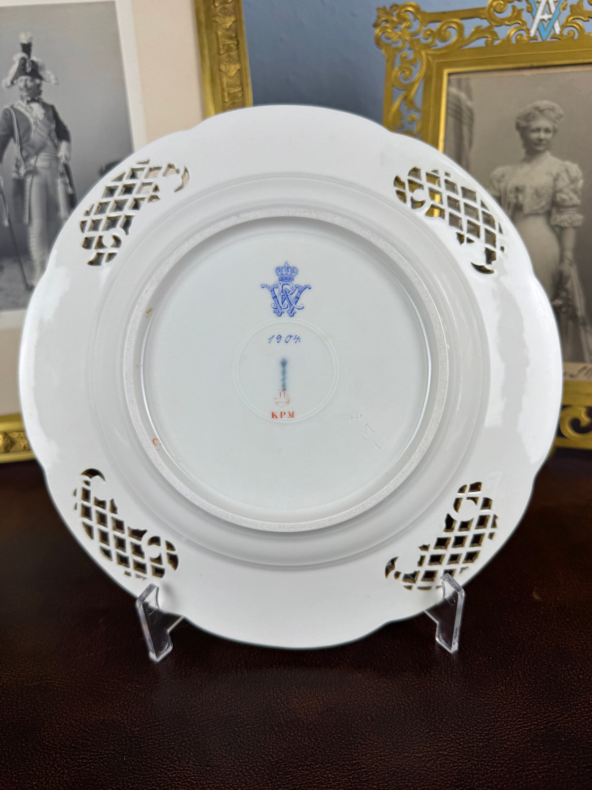 Neuosier Dessertteller, Kaiser Wilhelm II., datiert 1904