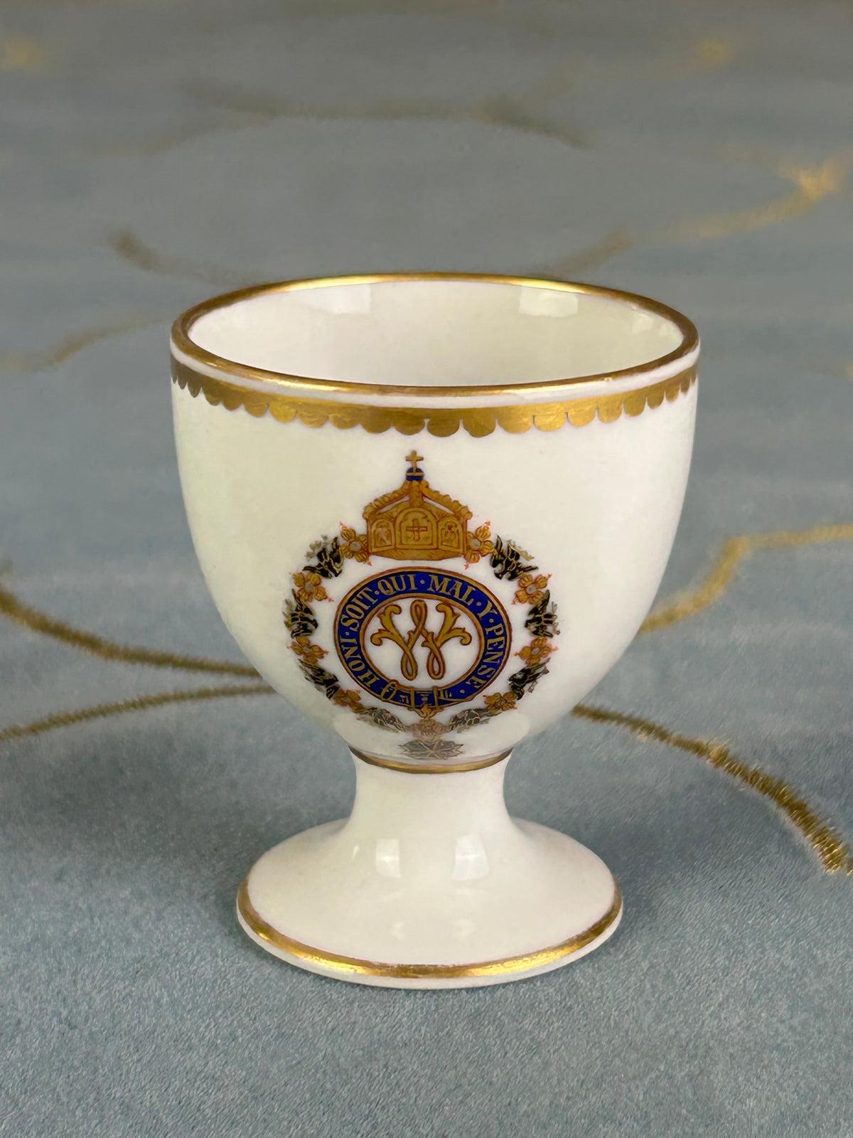 Kaiserlicher Eierbecher von S.M.Y. Hohenzollern, datiert 1904 – Porzellan aus dem Besitz  Kaiser Wilhelm II.