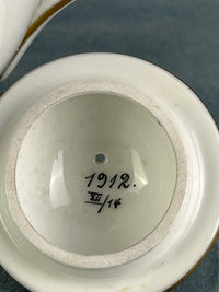 Kaiserliche Teekanne mit Deckel von S.M.Y. Hohenzollern, datiert 1912 – Porzellan aus dem Besitz  Kaiser Wilhelm II.