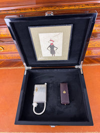 Silbernes Zigarettenetui und Geschenknadel aus dem Besitz von Kronprinz Wilhelm von Preußen mit Kaiserkrone, H. J. Wilm und J. B. Werner Berlin