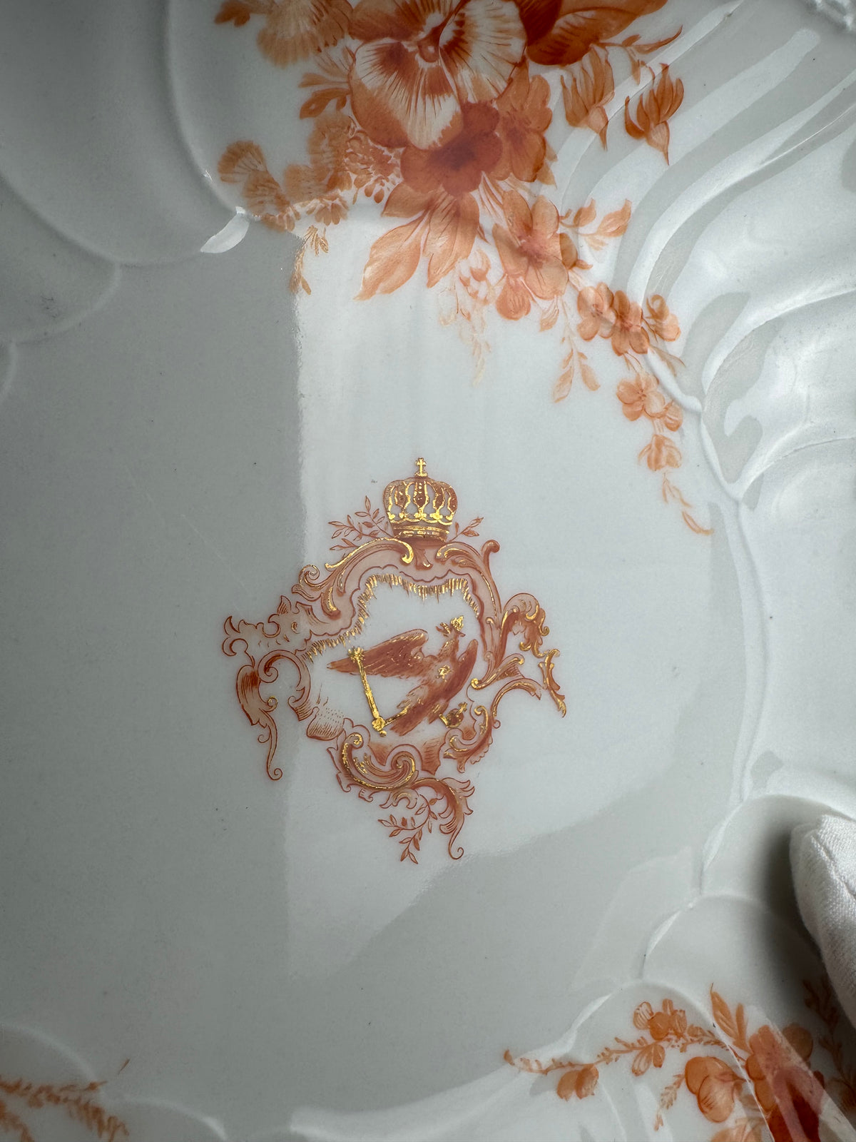 Plat carré Neuosier, Guillaume II, daté 1902