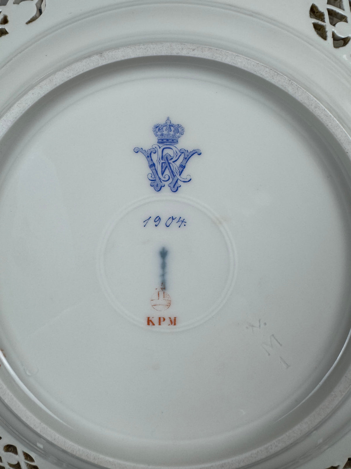 Neuosier Dessertteller, Kaiser Wilhelm II., datiert 1904