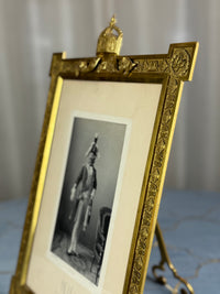 Großer feuervergoldeter Geschenkrahmen mit Widmungsportrait von Kaiser Wilhelm II., 1897