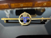 Goldene Krawattennadel von Kronprinzessin Cecilie von Preußen mit gekröntem Monogramm aus blauer Emaille, Kaiserzeit