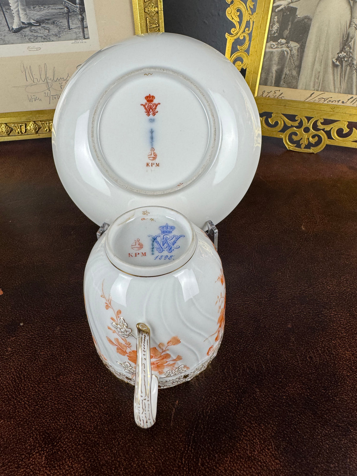 Neuosier Schokoladentasse und Untertasse, Kaiser Wilhelm II., datiert 1898