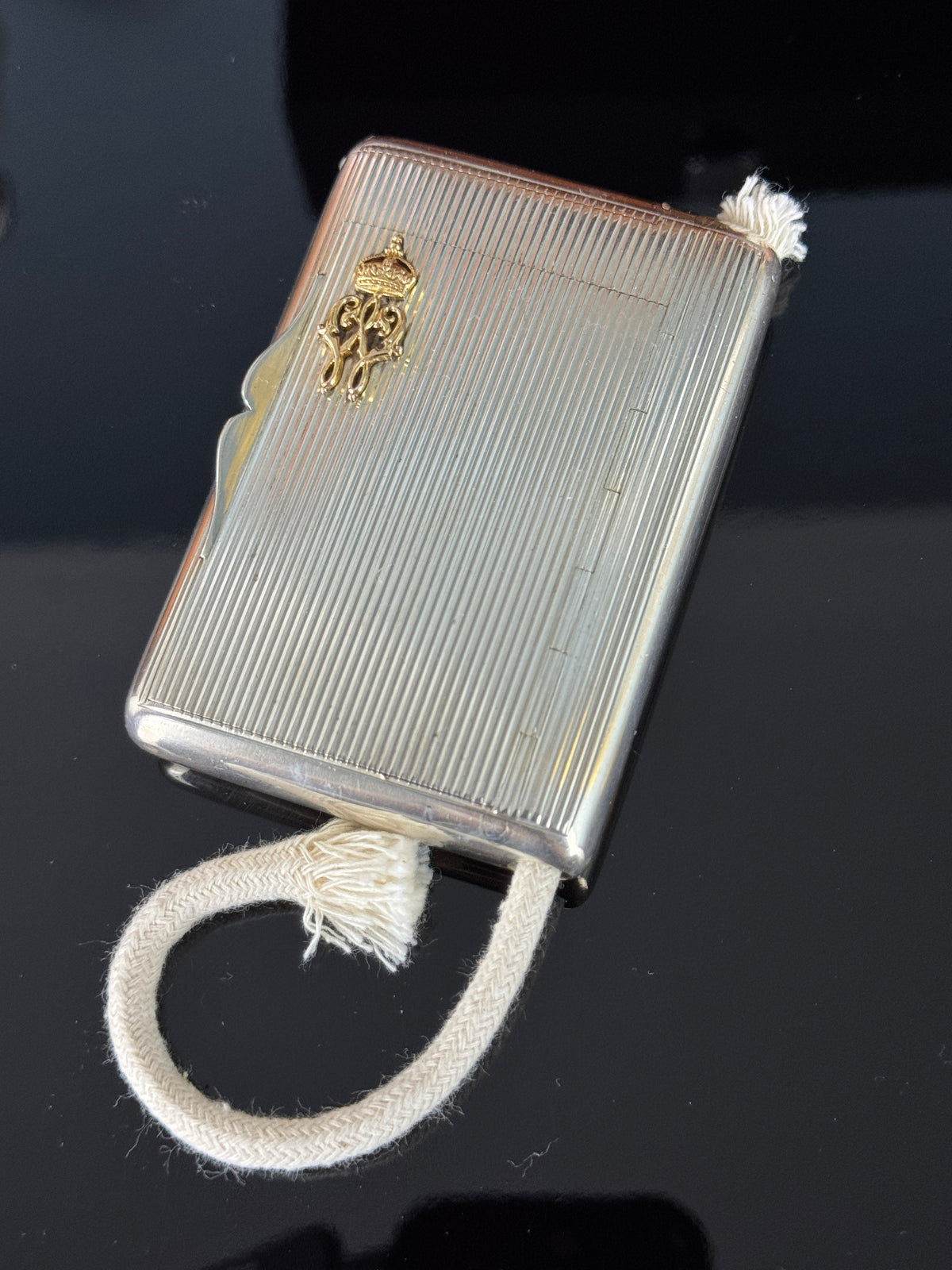 Silbernes Zigarettenetui aus dem Besitz von Kronprinz Wilhelm von Preußen mit Kaiserkrone,  J. B. Werner Berlin