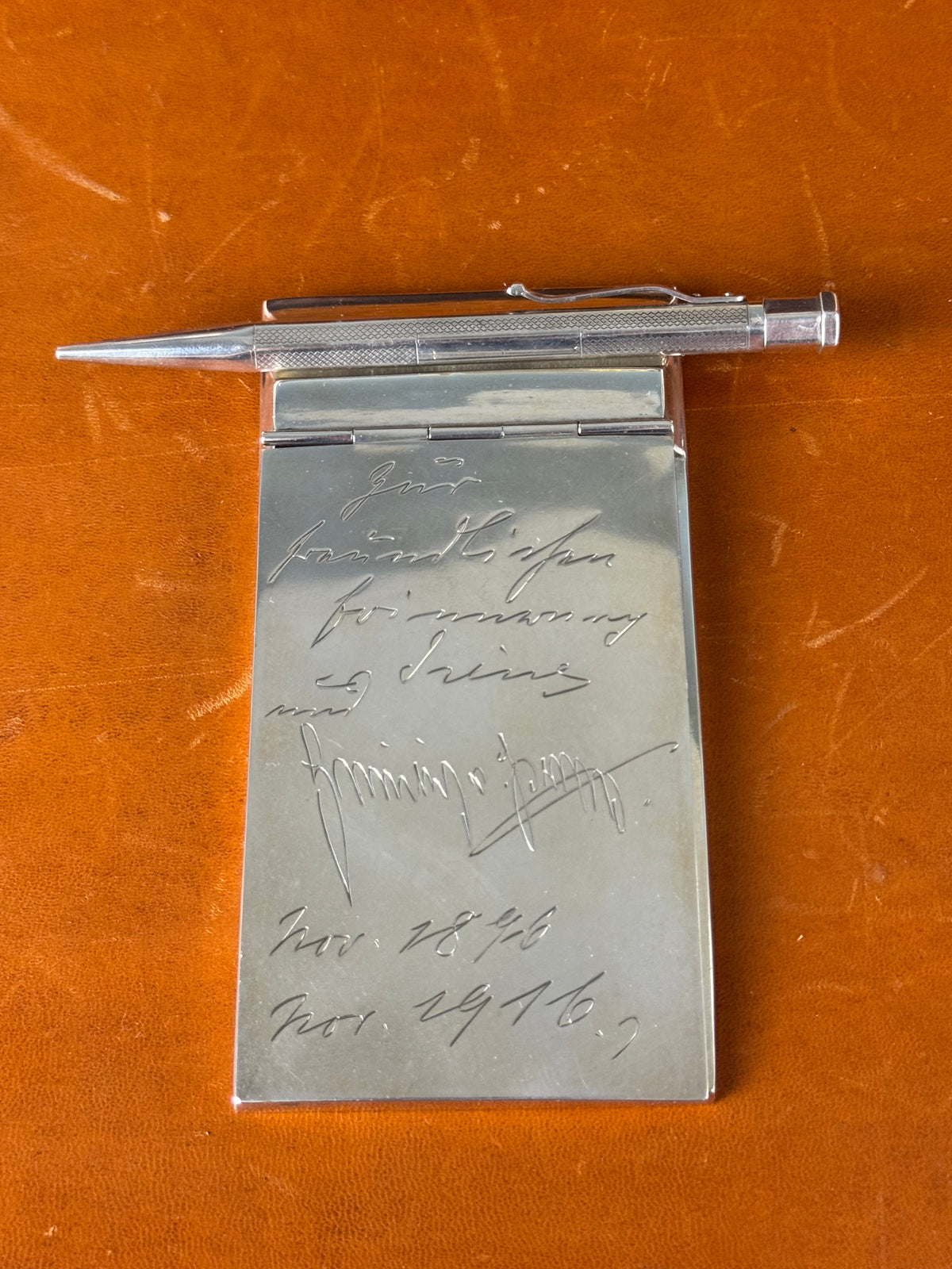 Antiker Silber Notizblockhalter mit Widmungsgravur und Unterschriften von Irene und Heinrich von Preußen