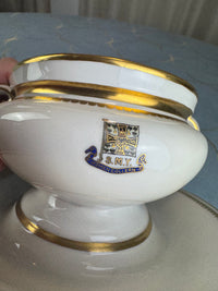 Kaiserliche Sauciere von S.M.Y. Hohenzollern, datiert 1911 – Porzellan aus dem Besitz Kaiser Wilhelm II.