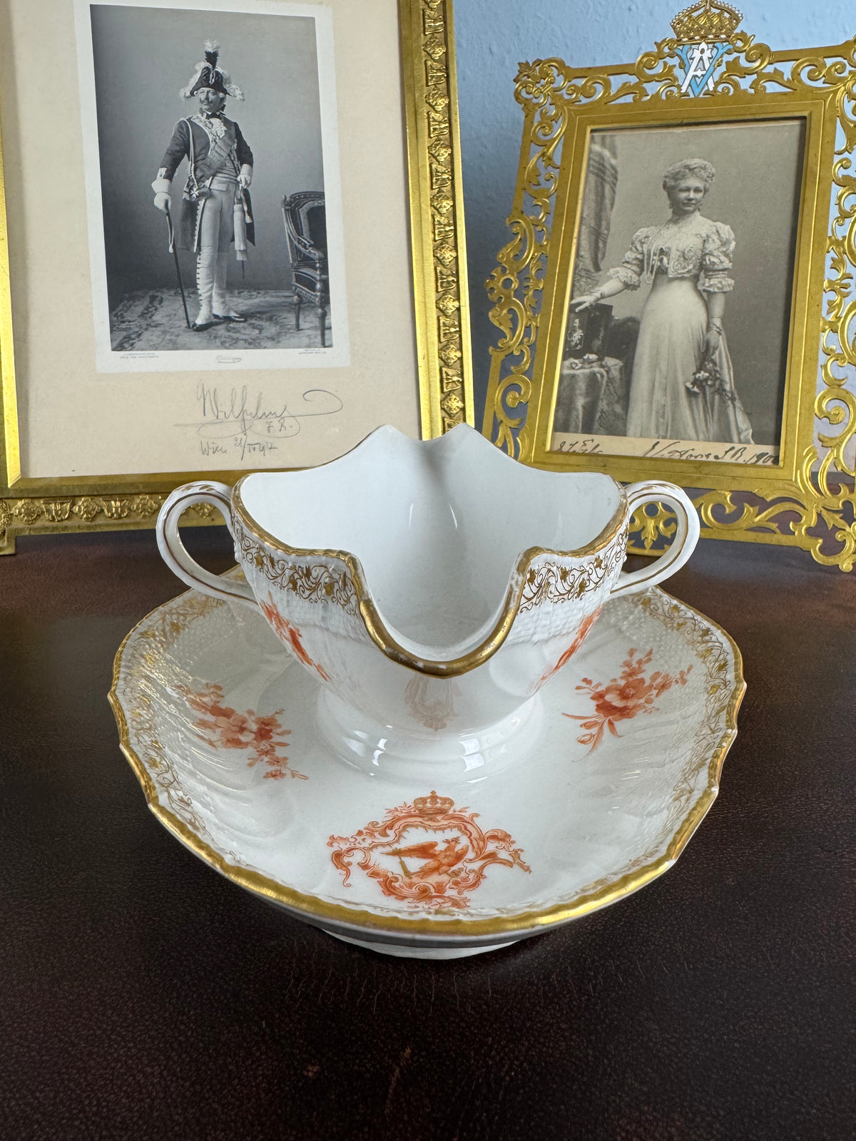 Neuosier Sauciere 1899 – Kaiser Wilhelm II., KPM Berlin, kaiserliches Tafelgeschirr