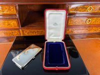 kaiserliches Zigarettenetui der Kronprinzessin Cecilie aus 800 Silber mit Diamantmonogramm, Goldkrone und originaler Friedländer-Schatulle.