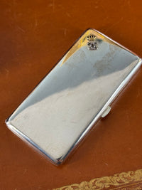 kaiserliches Zigarettenetui der Kronprinzessin Cecilie aus 800 Silber mit Diamantmonogramm, Goldkrone und originaler Friedländer-Schatulle.