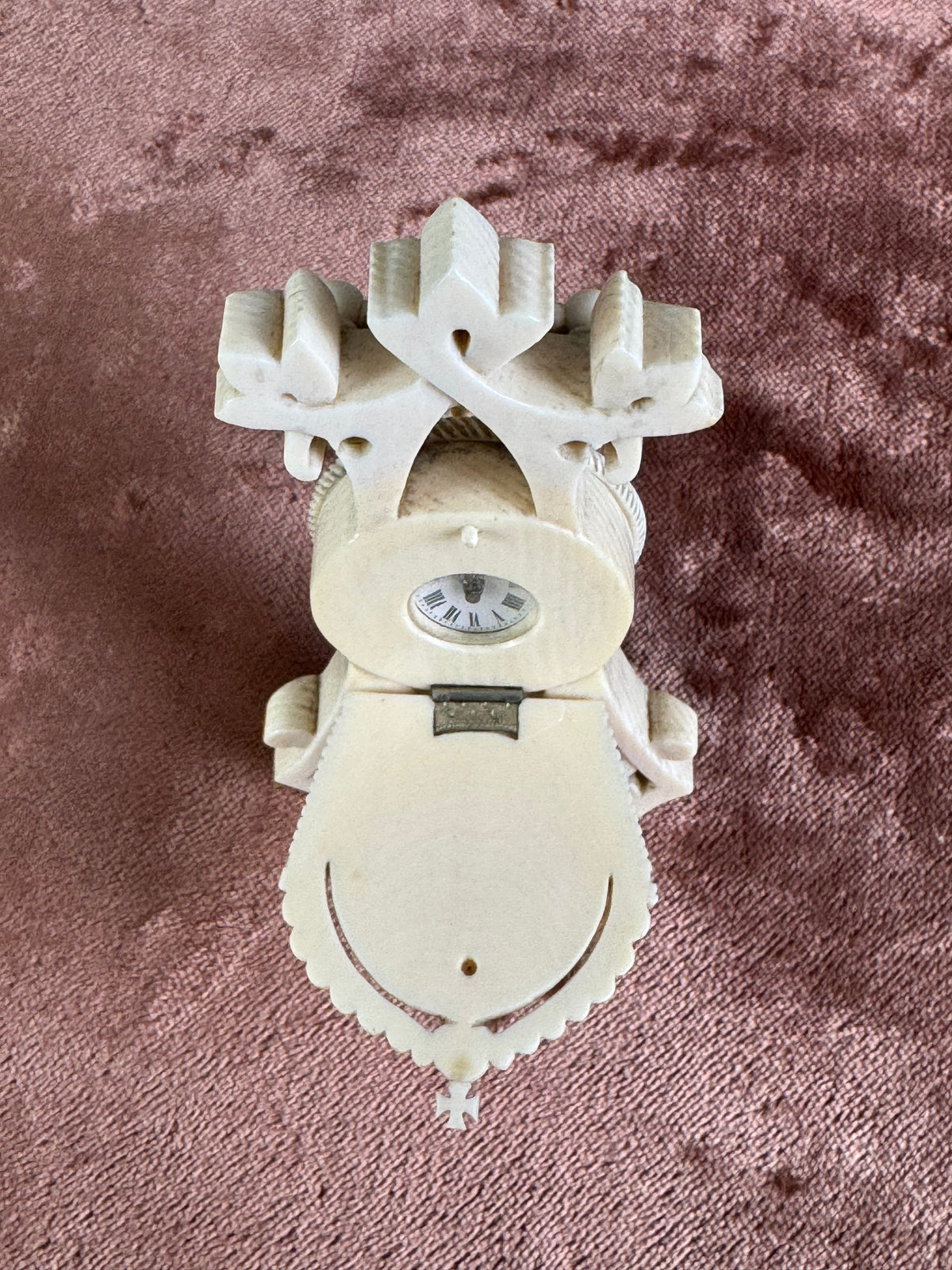 Uhr mit Monogramm der Kaiserin Auguste Victoria, ca. 1890