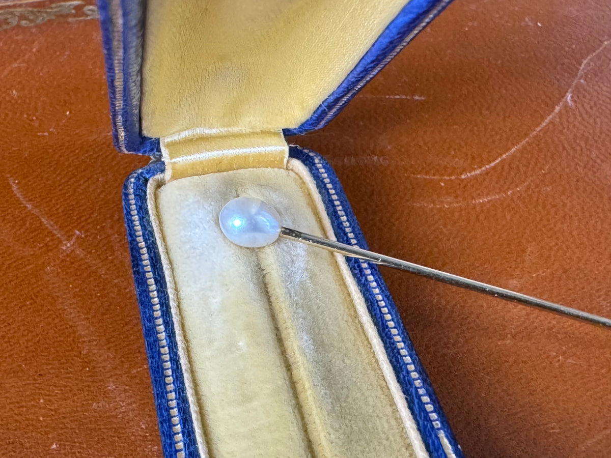 Anstecknadel aus 585 Gold mit echter Perle im originalen Etui von Friedländer Berlin