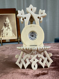 Uhr mit Monogramm der Kaiserin Auguste Victoria, ca. 1890