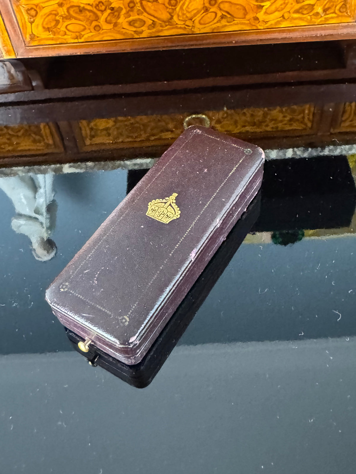 Silberne Geschenknadel aus dem Besitz von Kronprinz Wilhelm von Preußen mit Kaiserkrone, H. J. Wilm