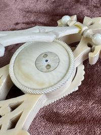 Uhr mit Monogramm der Kaiserin Auguste Victoria, ca. 1890