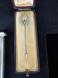 Silberne Geschenknadel aus dem Besitz von Kronprinz Wilhelm von Preußen mit Kaiserkrone, H. J. Wilm